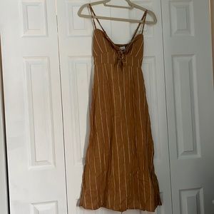 Faithfull the Brand Linen Midi Dress